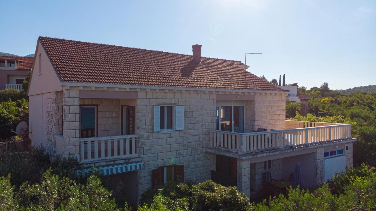 Apartments Mak Račišće Exterior foto