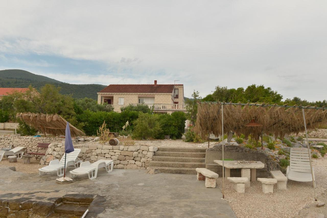 Apartments Mak Račišće Exterior foto
