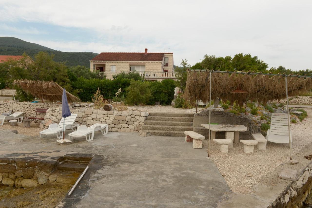 Apartments Mak Račišće Exterior foto